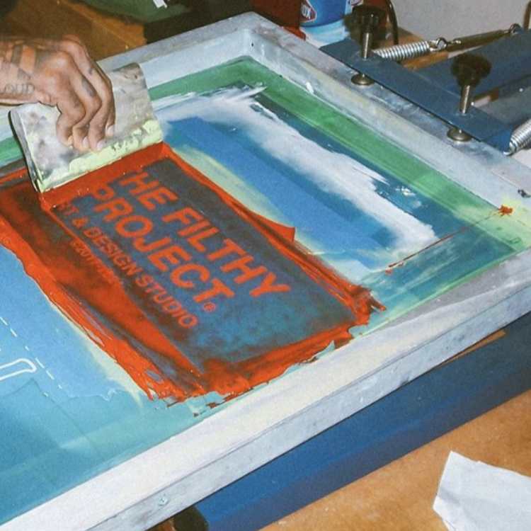 How to Start Screen Printing at Home with a Simple Kit