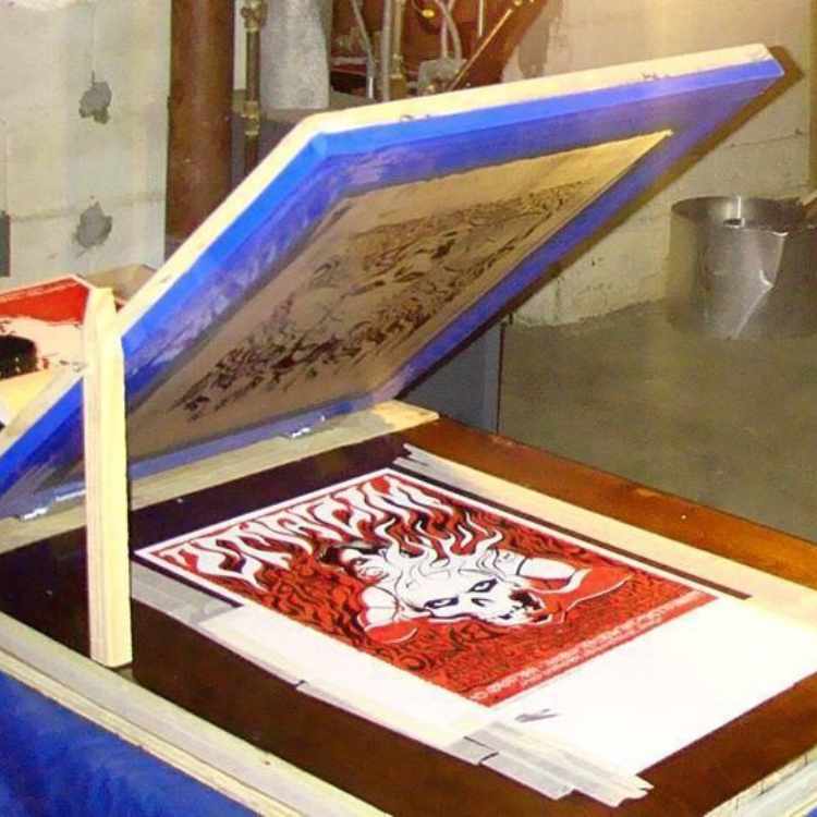 Kit Serigrafía: Cómo Empezar a Imprimir Camisetas en Casa